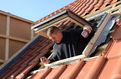 Pose de fenêtres de toit Velux à Champier